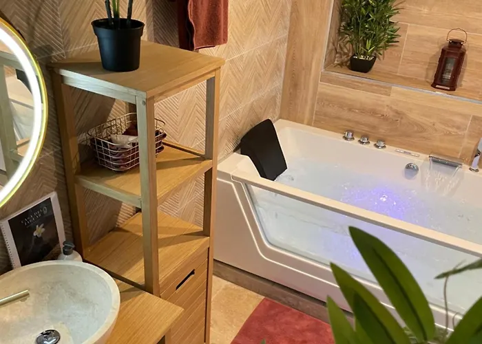 Casa Del Jaguar Gorges (Pays de la Loire)